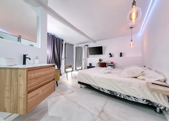 Macher Room 3*